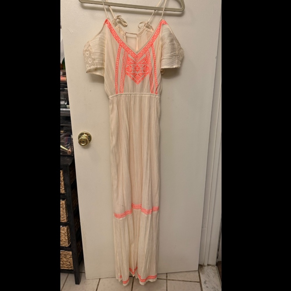 Flying Tomato cream, off-the-shoulder maxi dress. Size extra small. Never worn